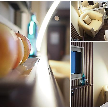 Hotel Primula โทรสดอร์ฟ ภายนอก รูปภาพ