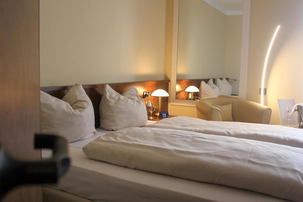 Hotel Primula โทรสดอร์ฟ ภายนอก รูปภาพ